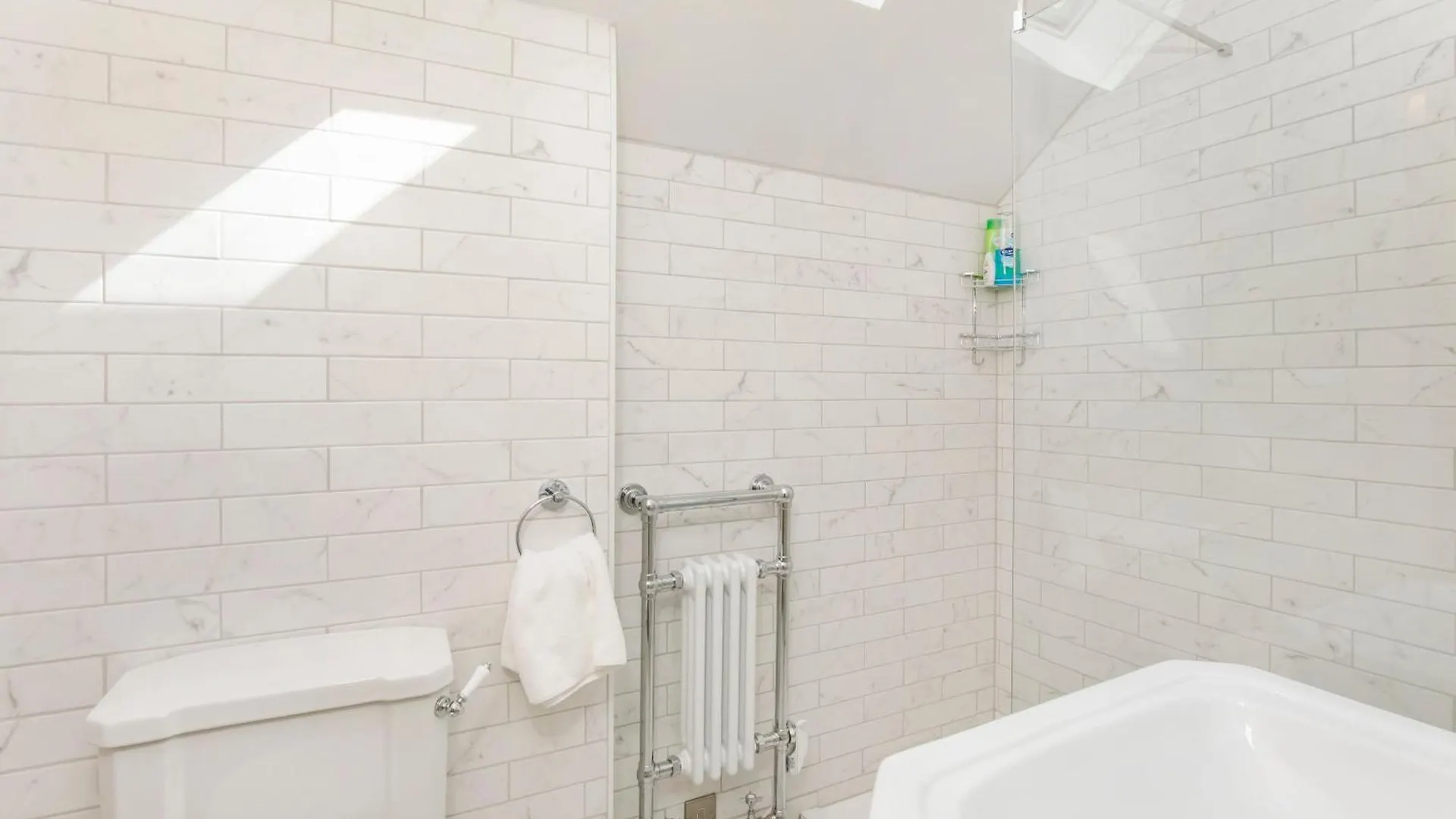 Beautiful 2 Bed Home On Quiet Cobblestone Lane, Pet Friendly York